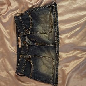 Abercrombie and Fitch denim low rise mini skirt